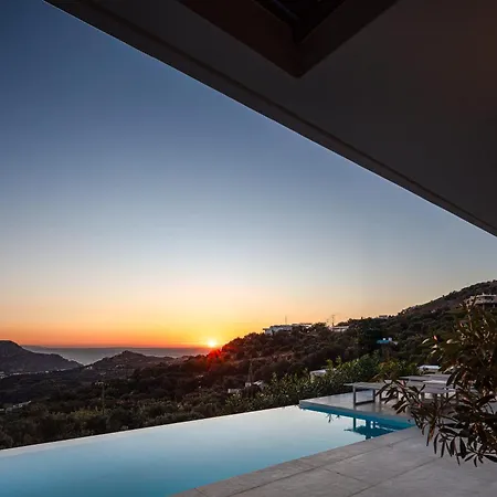 Villa Filios *